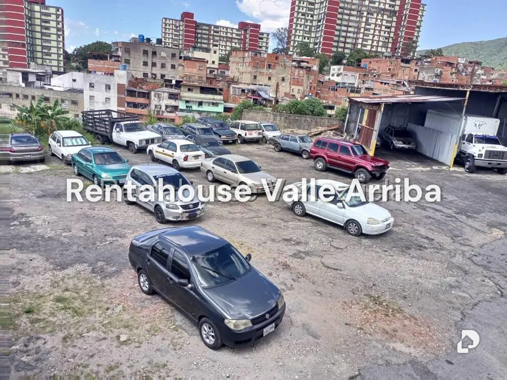 Garaje/Estacionamiento en Catia, Caracas – 11