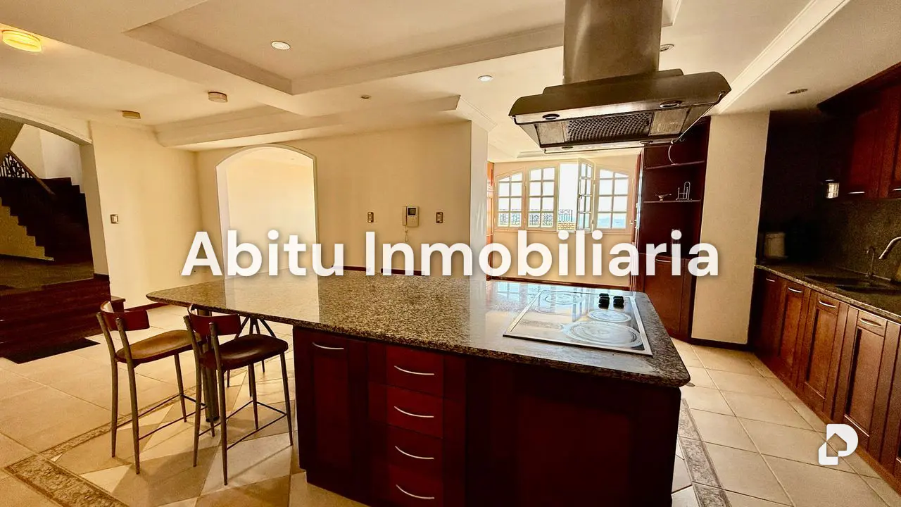 Casa en Alto Hatillo, Caracas – 17