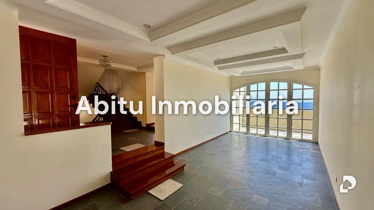 Casa en Alto Hatillo, Caracas – 10