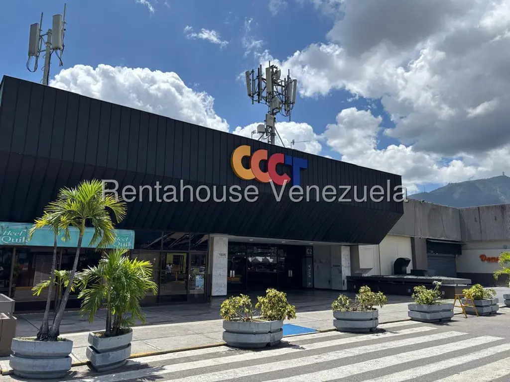 Oficina en Chuao, Caracas - 1
