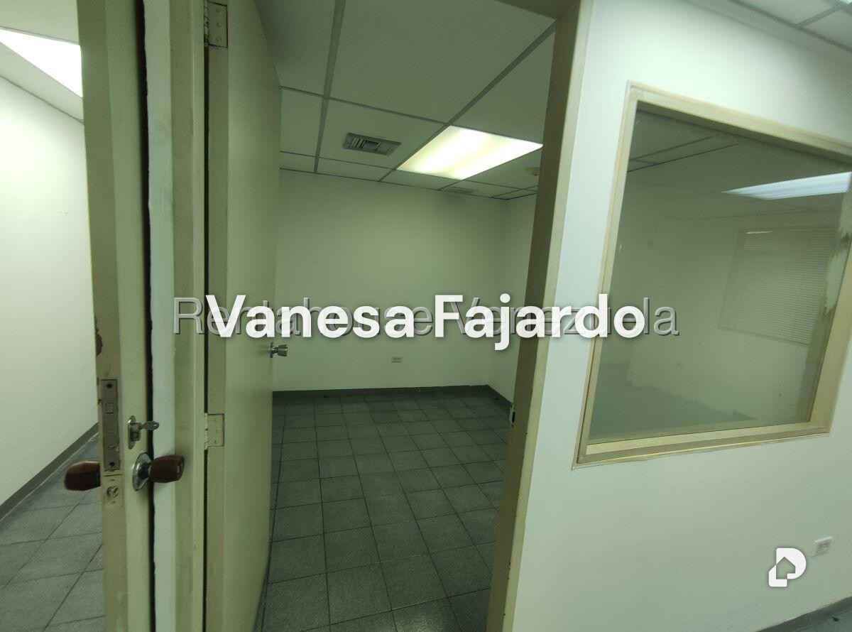 Oficina en Los Ruices, Caracas – 19