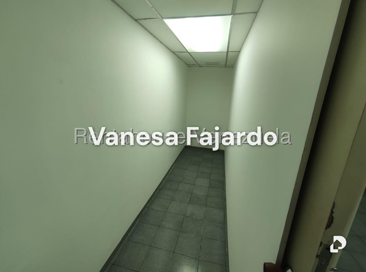 Oficina en Los Ruices, Caracas – 25