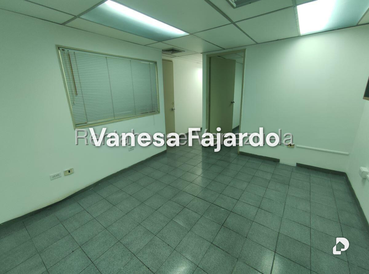 Oficina en Los Ruices, Caracas – 13