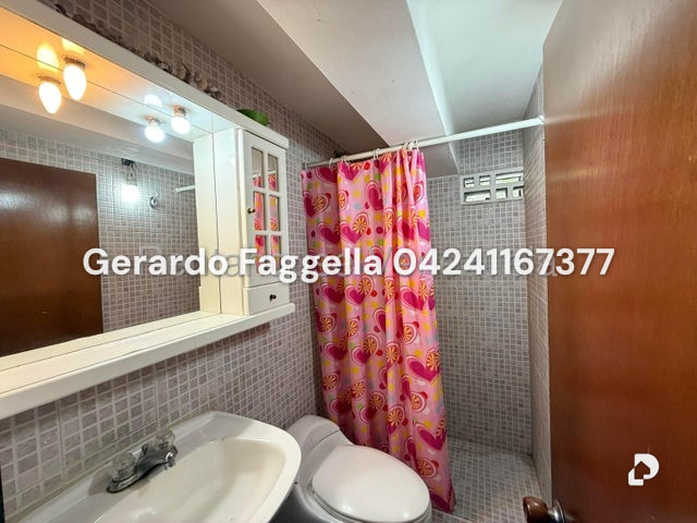 Casa en La Trinidad, Caracas – 18