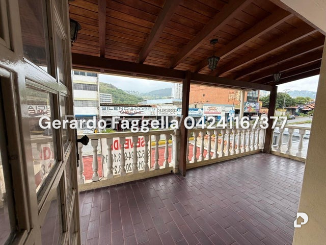 Casa en La Trinidad, Caracas – 12