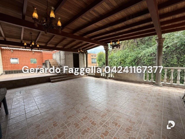 Casa en La Trinidad, Caracas – 23