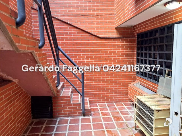 Casa en La Trinidad, Caracas – 20