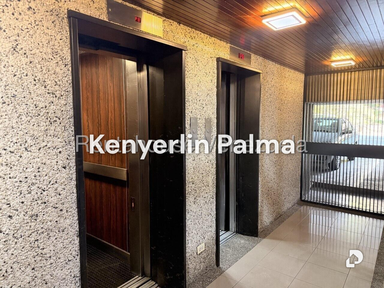 Apartamento en Santa Mónica, Caracas – 18