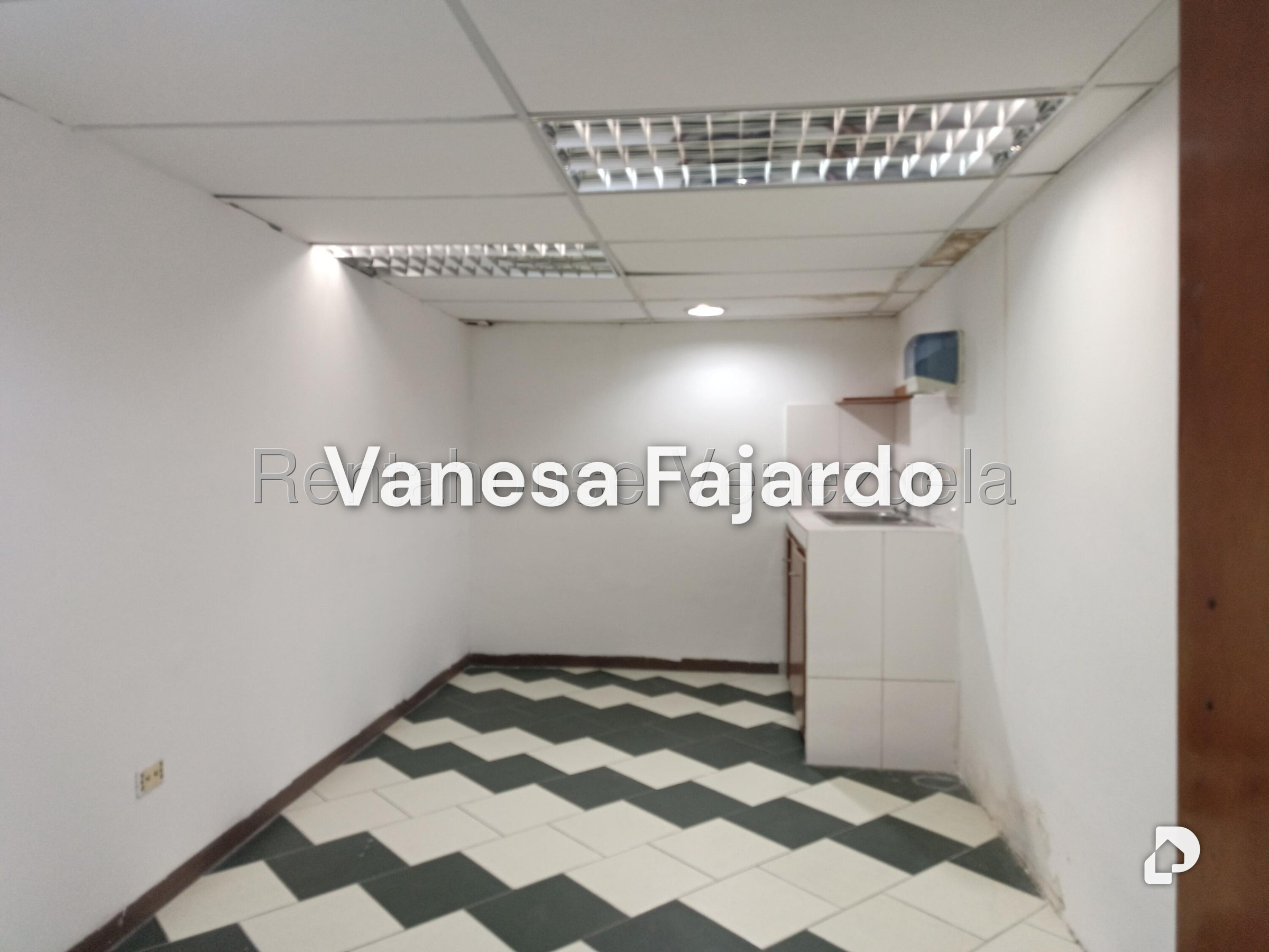 Local comercial en Las Minas, San Antonio de Los Altos – 27