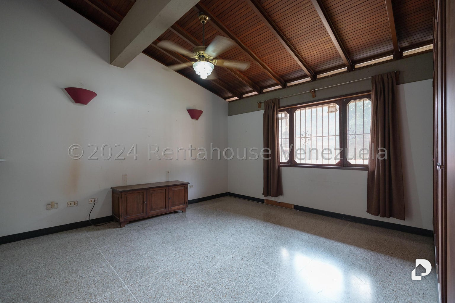 Casa en Macaracuay, Caracas – 24