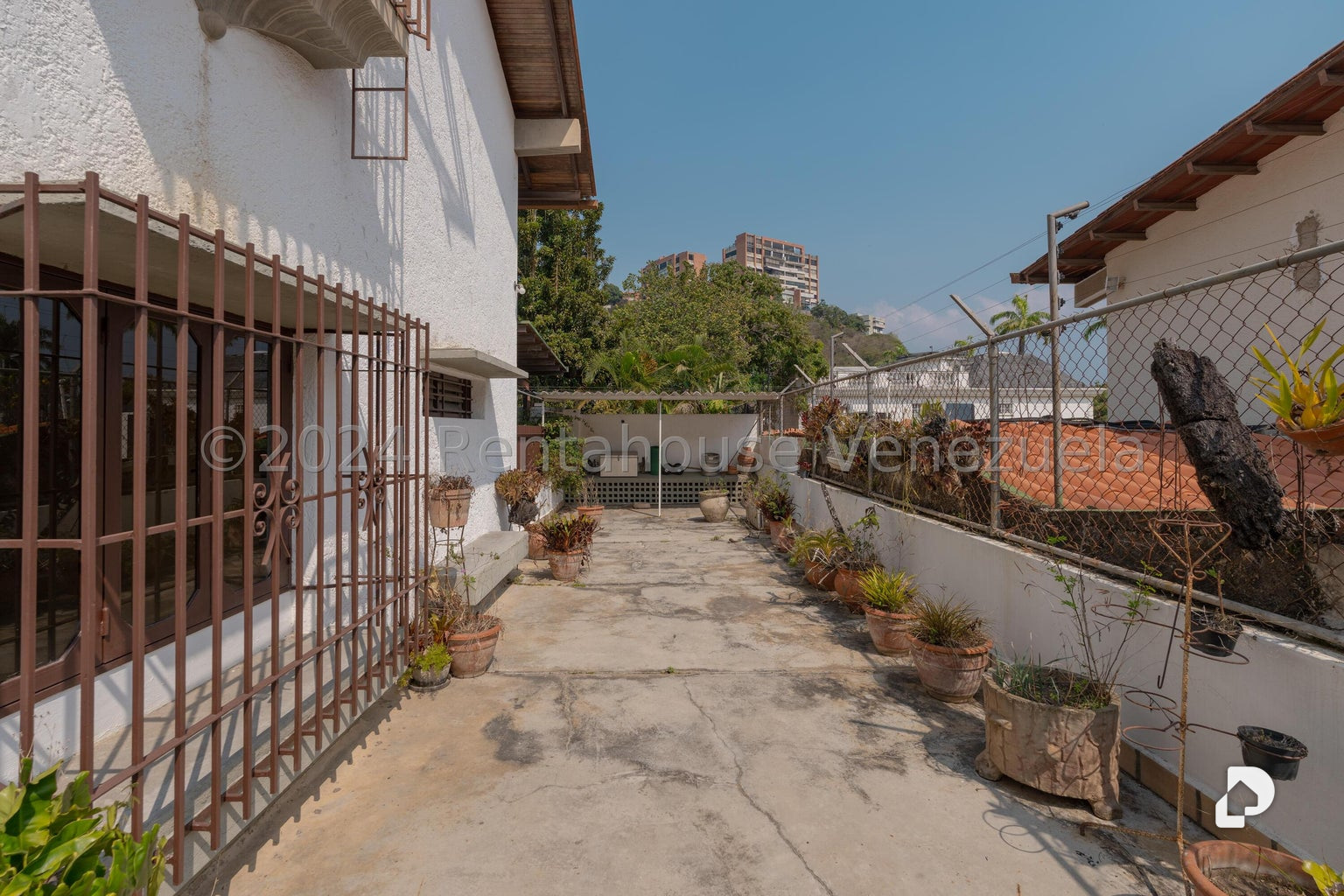 Casa en Macaracuay, Caracas – 29