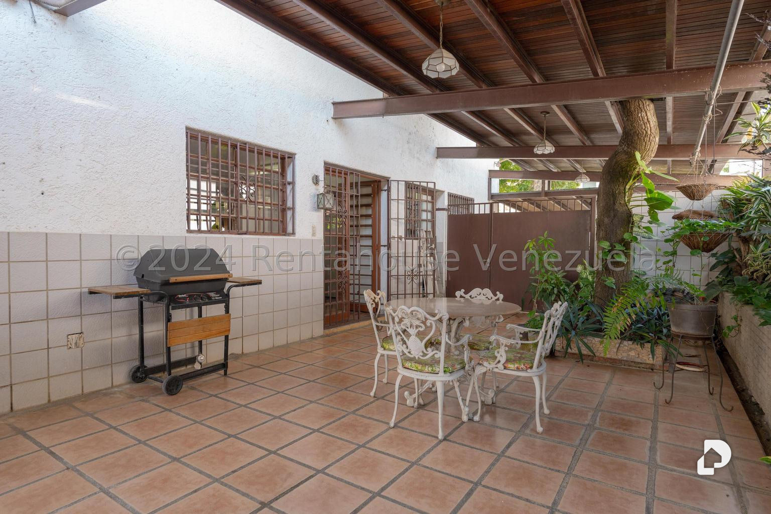 Casa en Macaracuay, Caracas – 26
