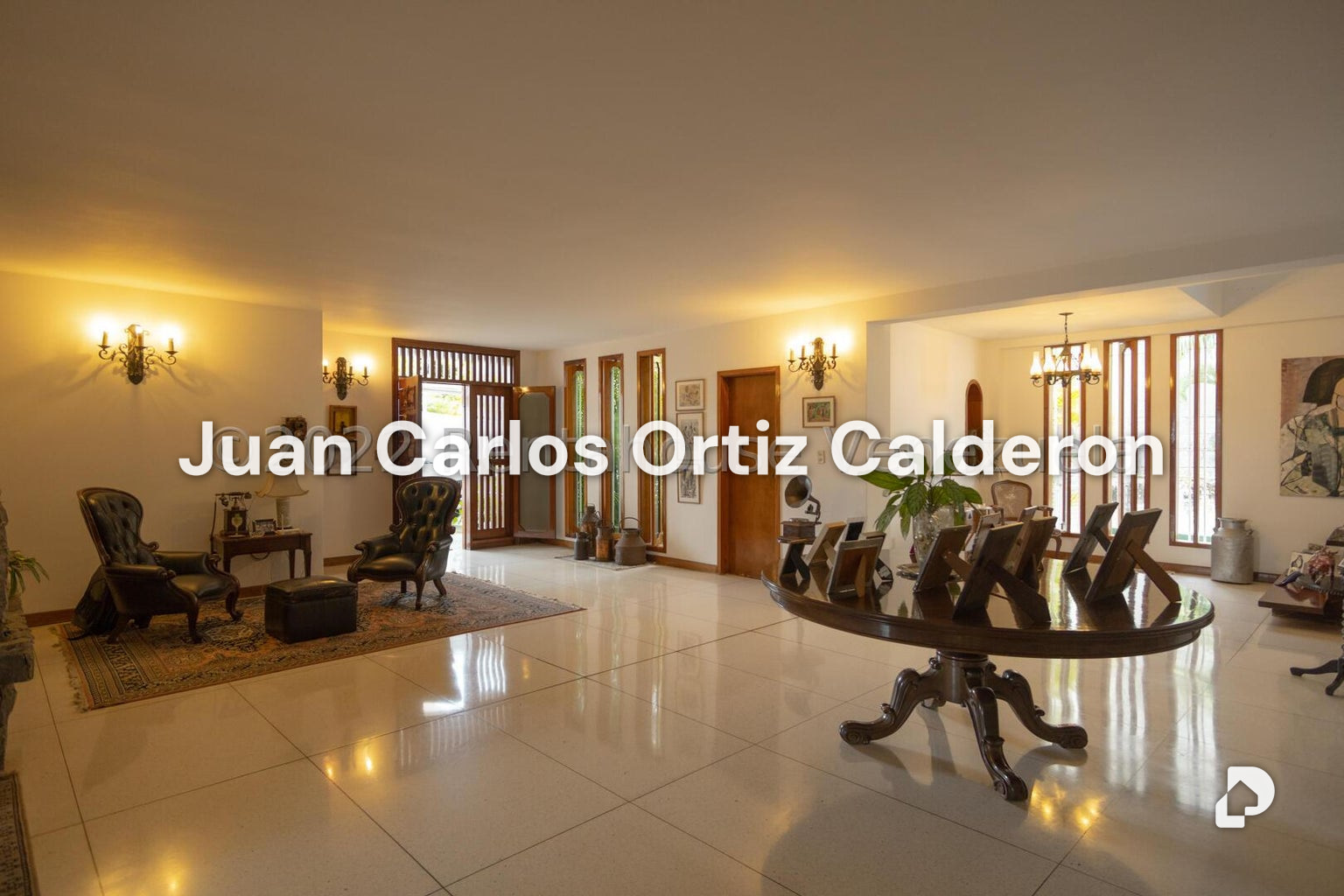 Casa en Cumbres de Curumo, Caracas – 27