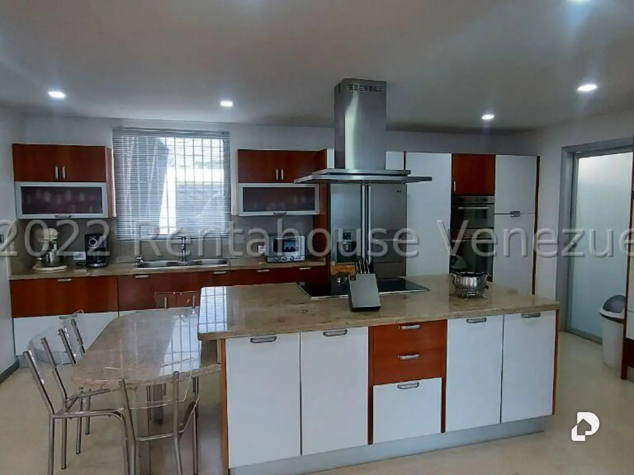 Casa en Oripoto, Caracas – 10