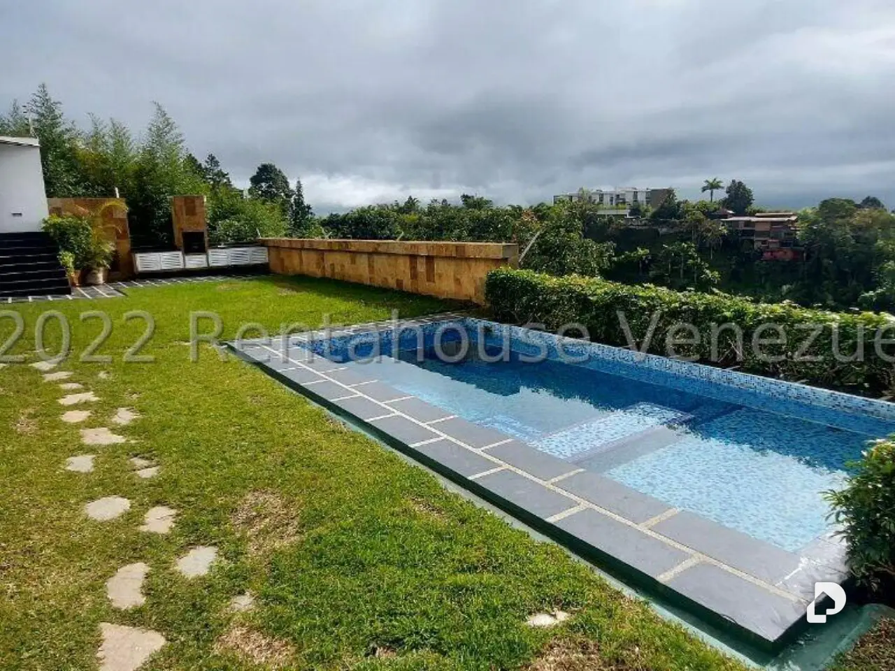 Casa en Oripoto, Caracas – 20