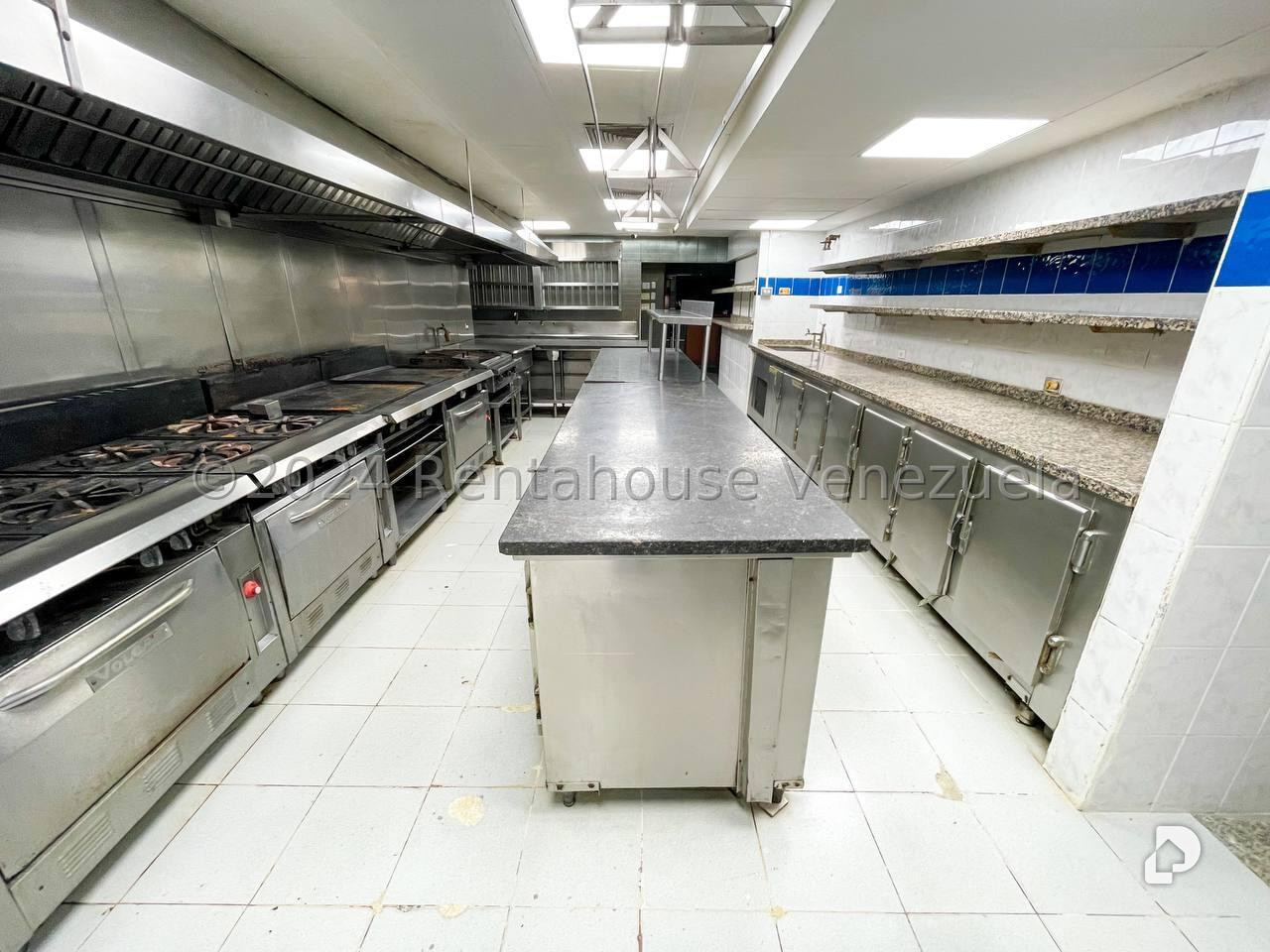 Local comercial en Los Palos Grandes, Caracas – 22