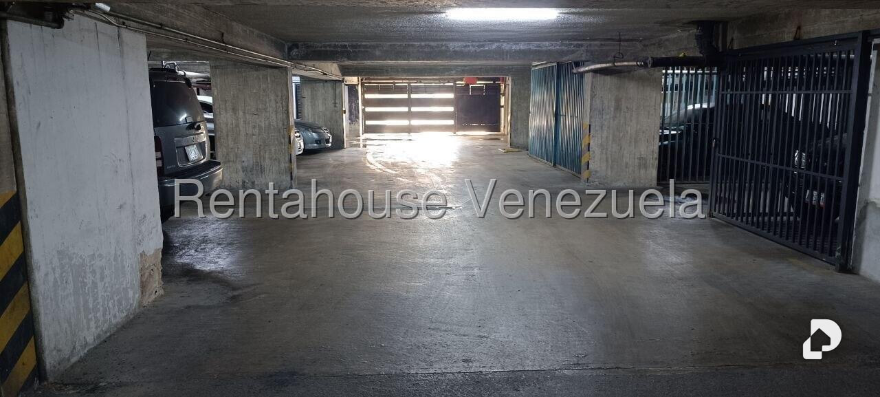 Apartamento en Lomas del Avila, Caracas – 102