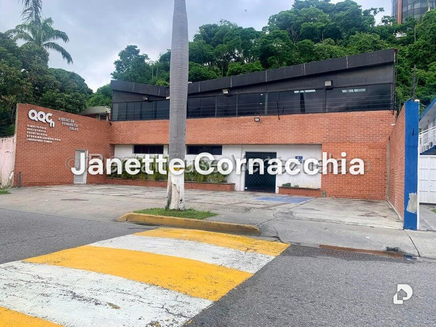 Local comercial en Chuao, Caracas – 15