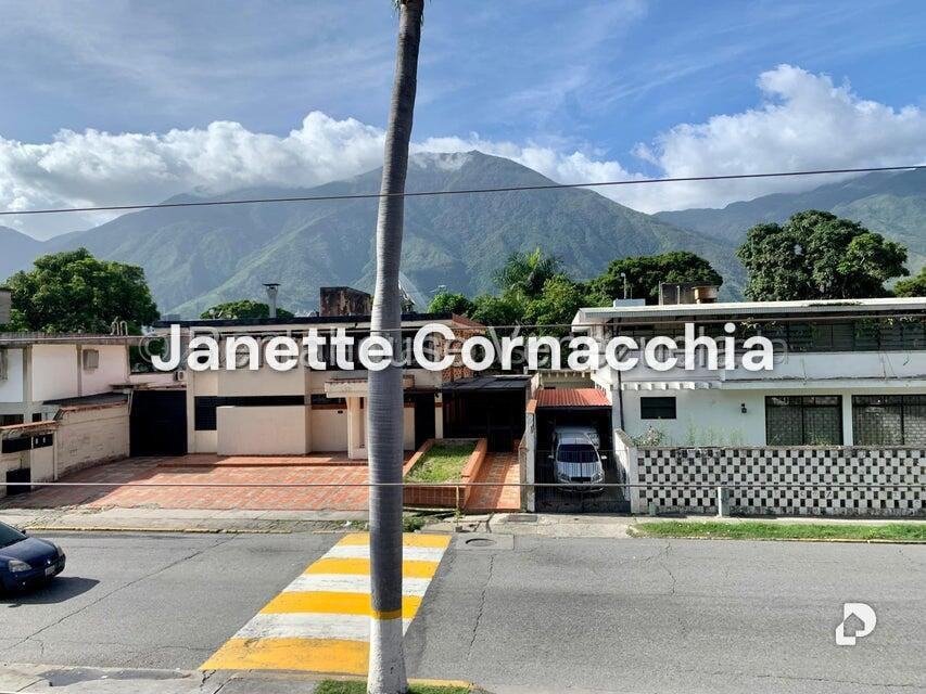 Local comercial en Chuao, Caracas – 16