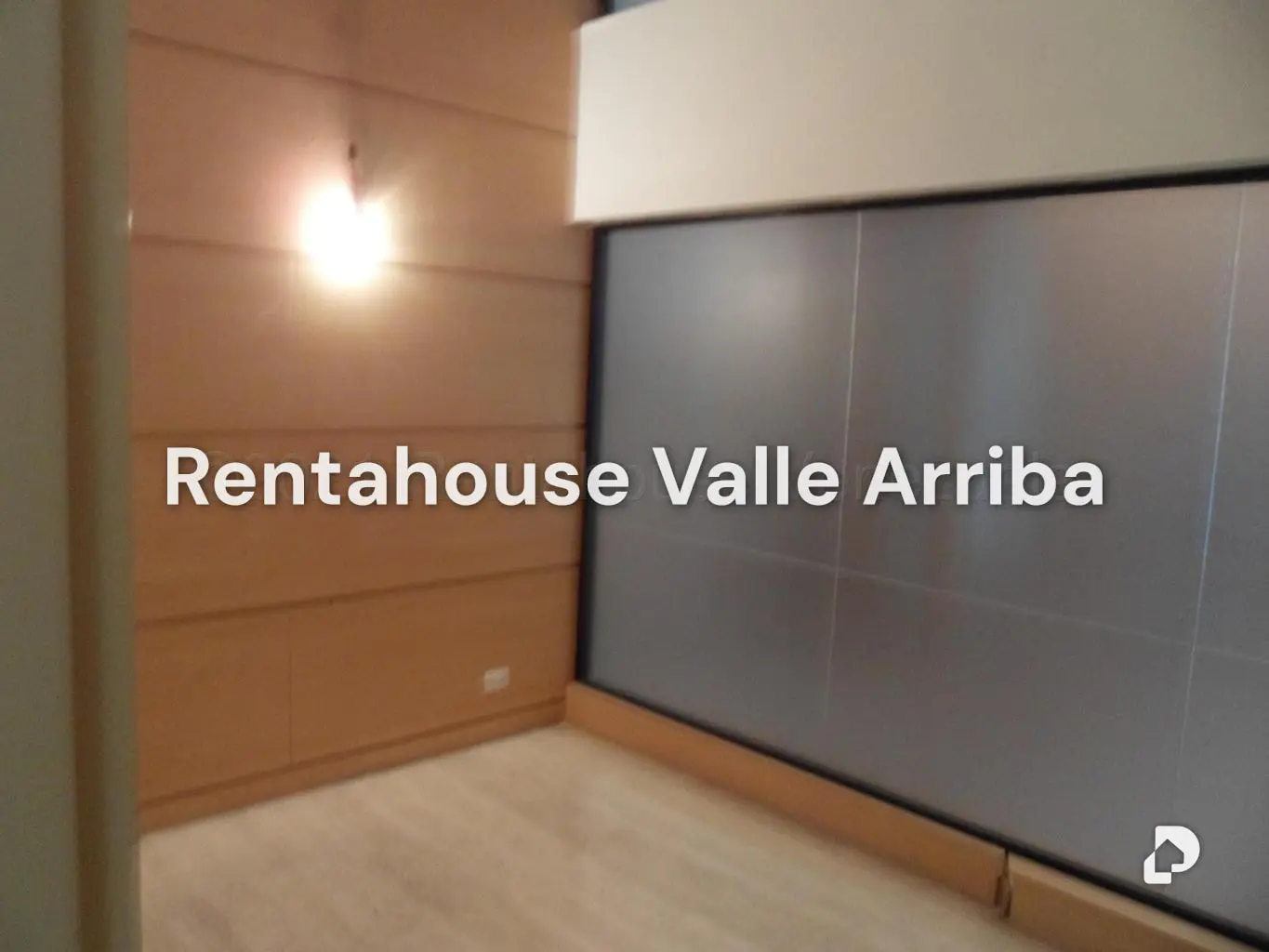 Local comercial en El Rosal, Caracas – 30