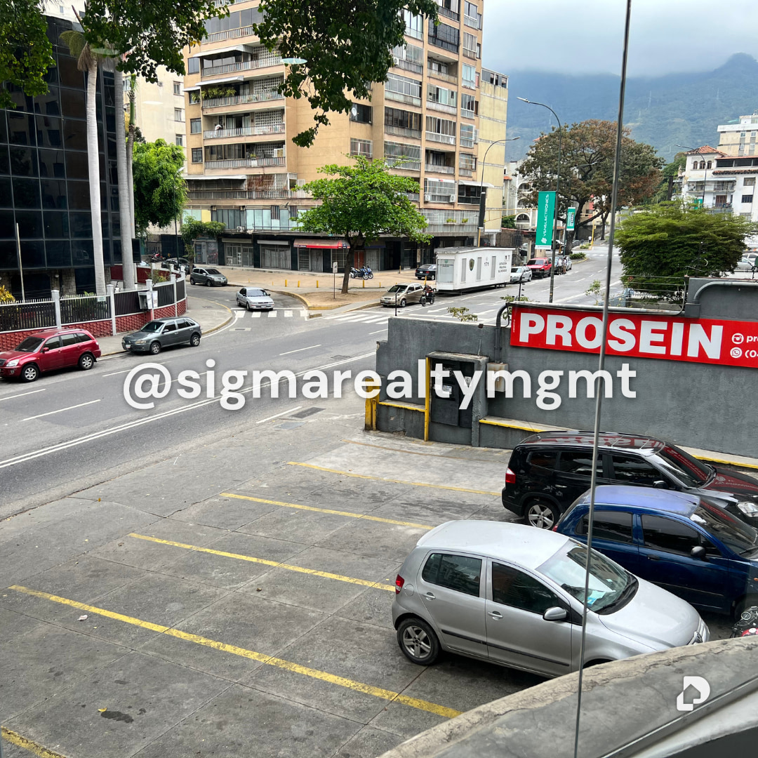 Commercial space in El Bosque, Caracas – 2