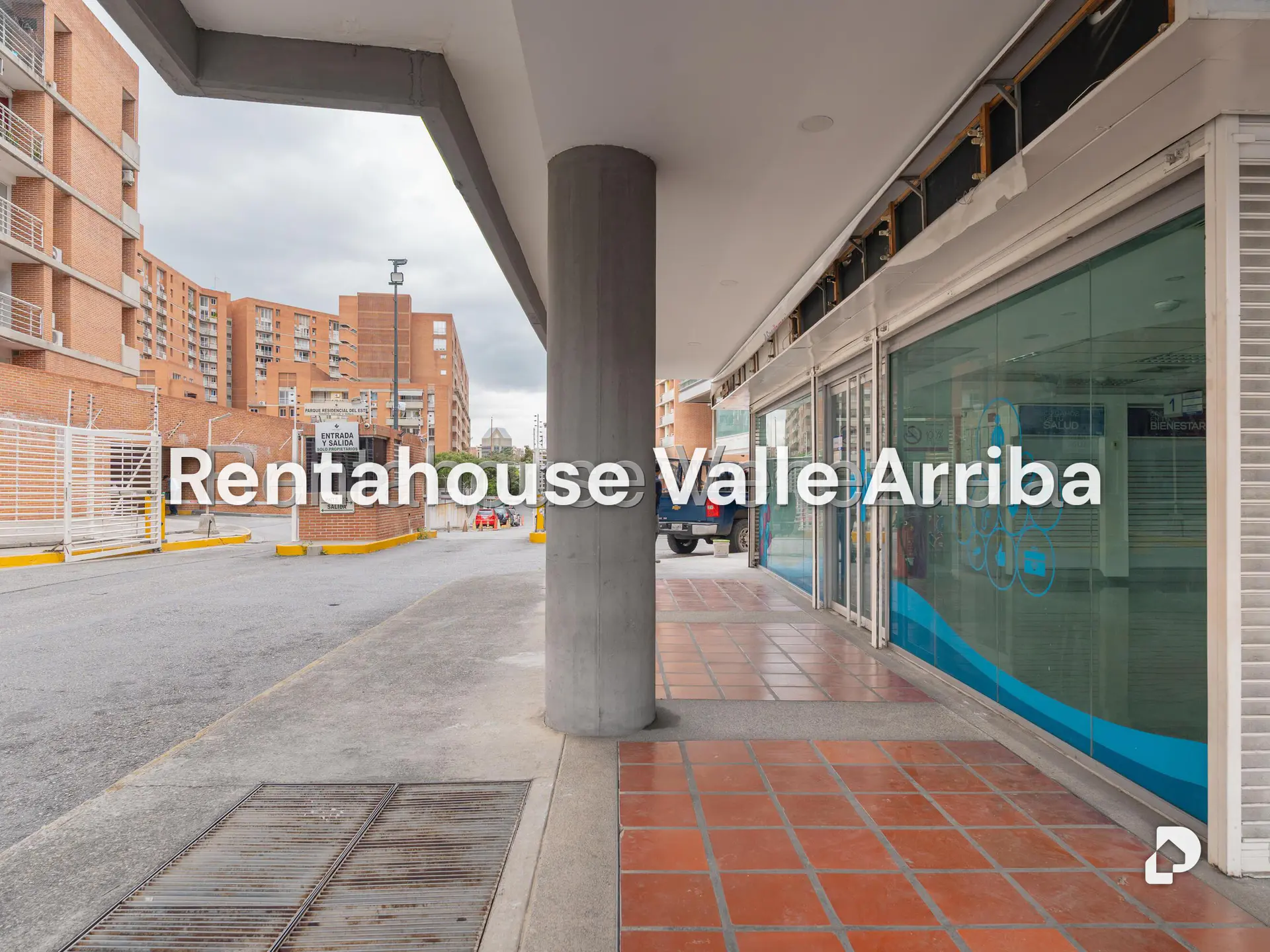 Local comercial en Boleíta Norte, Caracas – 27