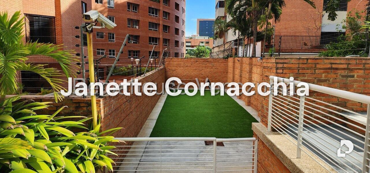 Apartment in Campo Alegre, Caracas – 22