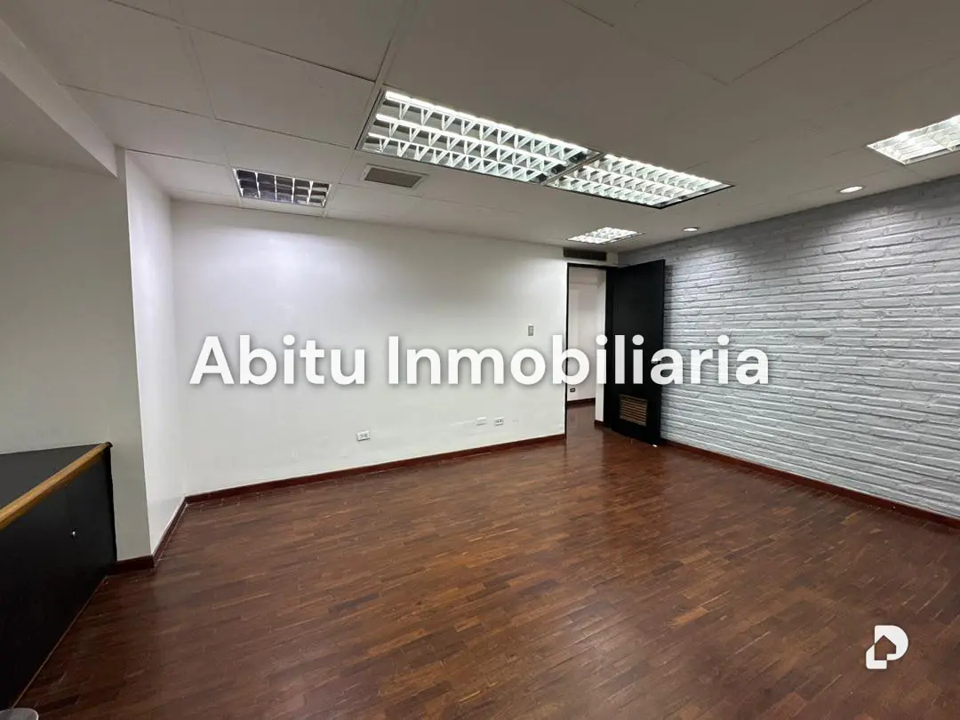 Office in La Castellana, Caracas – 7