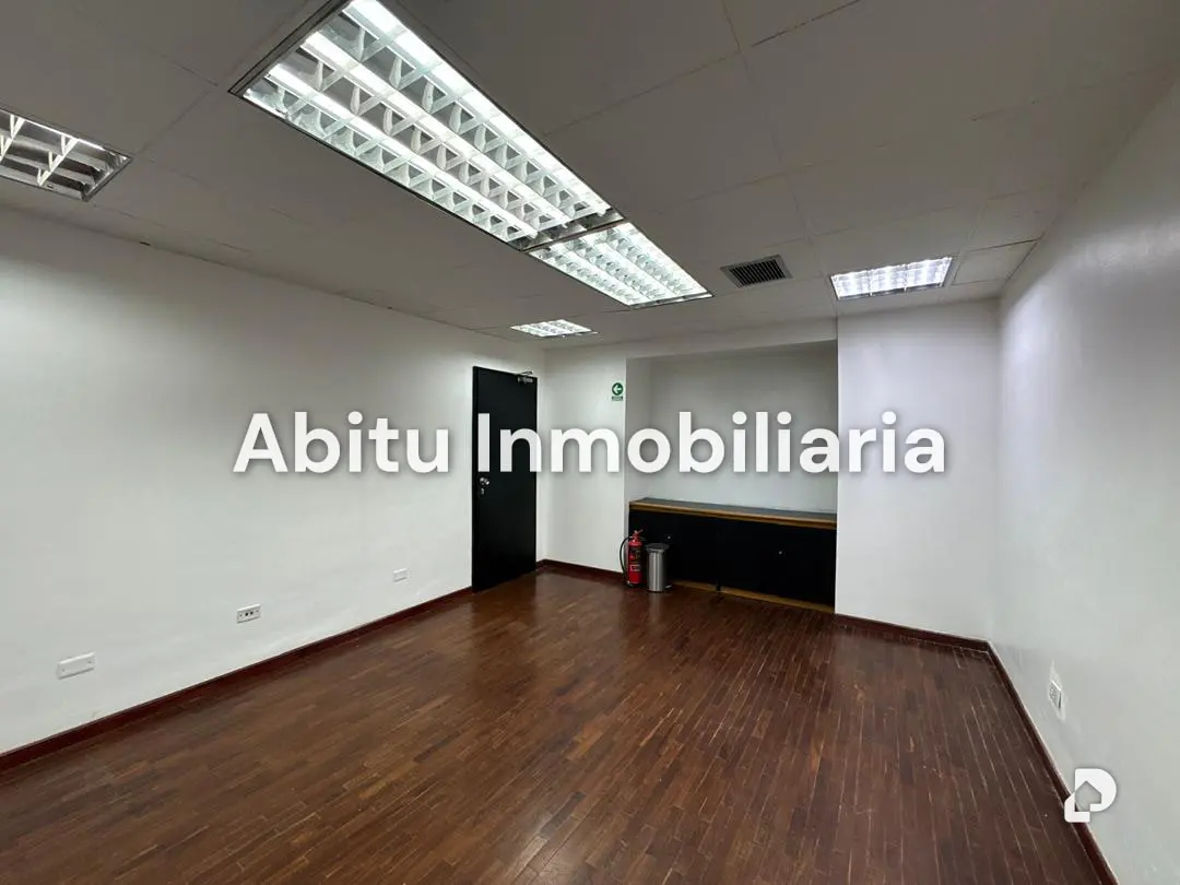 Office in La Castellana, Caracas – 8
