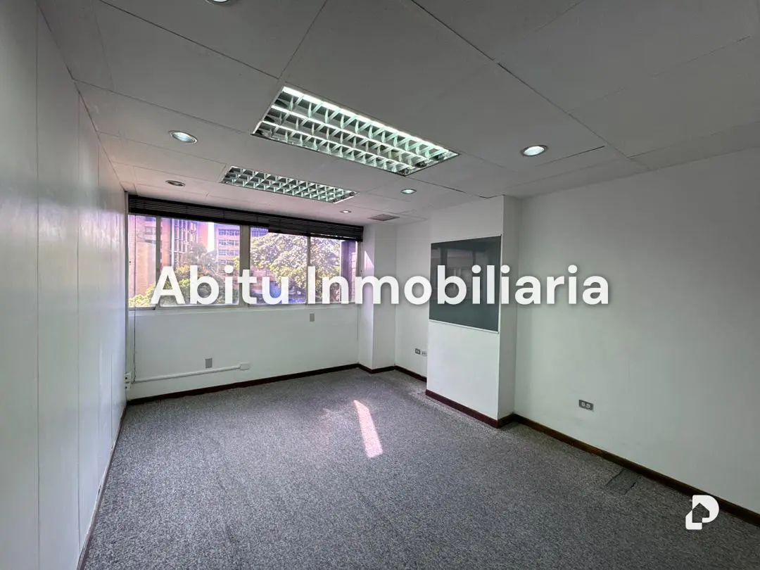 Office in La Castellana, Caracas – 9