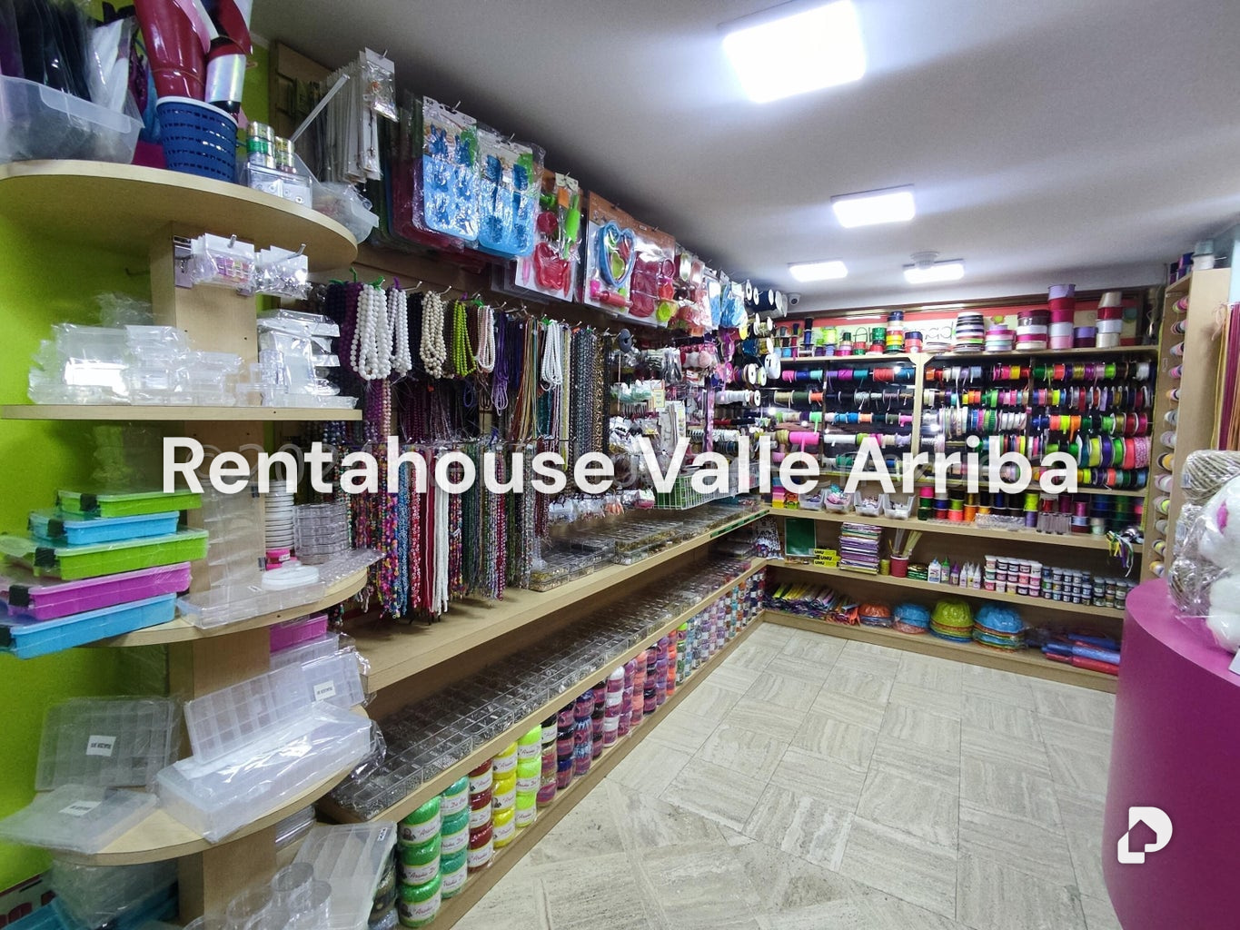 Local comercial en Chuao, Caracas – 3