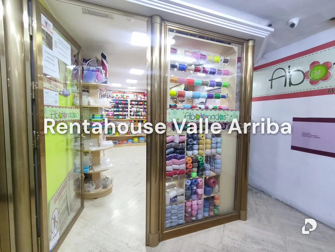 Local comercial en Chuao, Caracas – 2