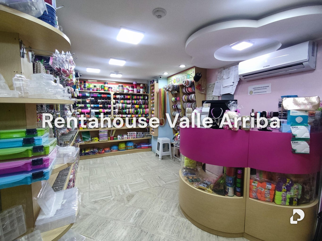 Local comercial en Chuao, Caracas – 1