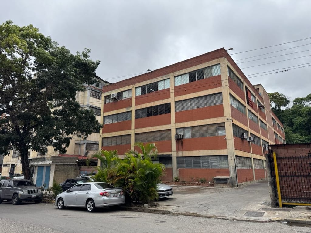 Galpón en Palo Verde, Caracas - 1