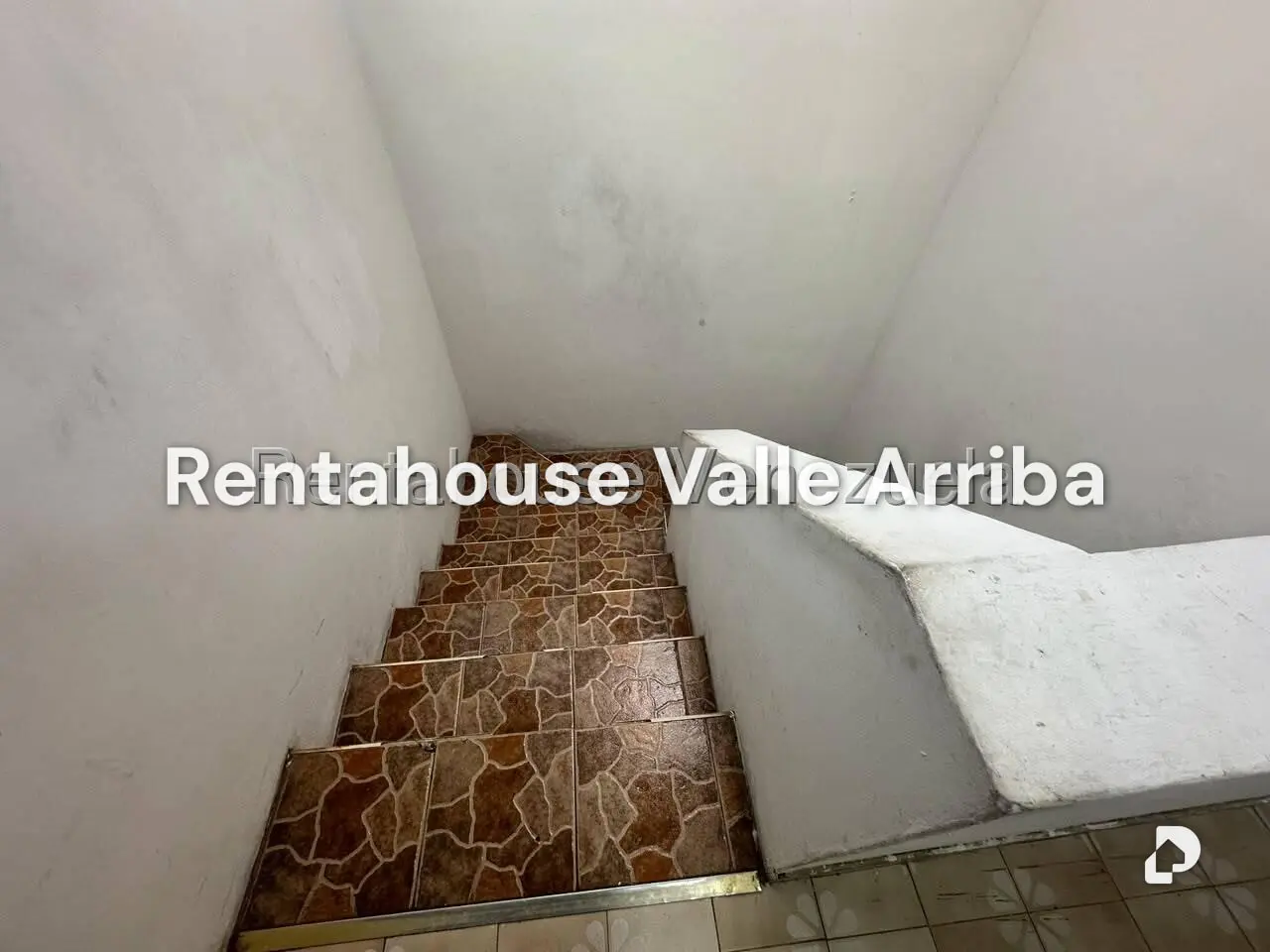 Casa en El Llanito, Caracas – 23