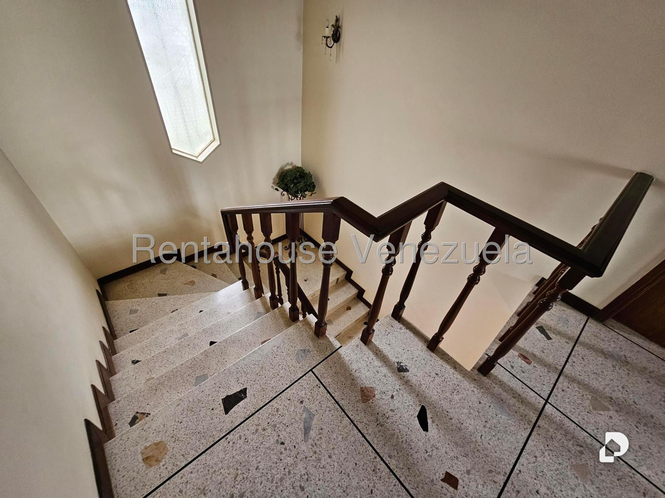 Casa en Prados del Este, Caracas – 15