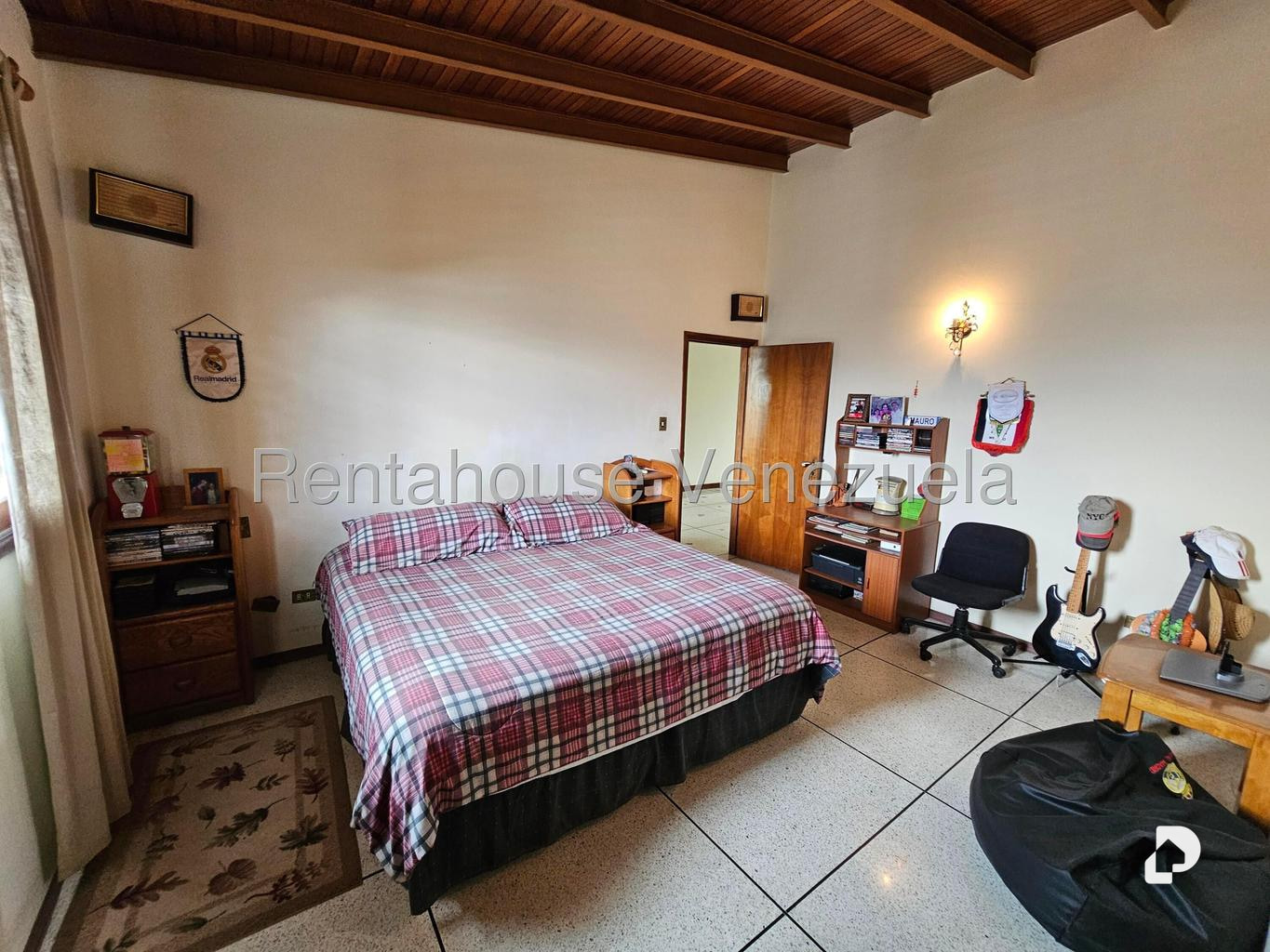 Casa en Prados del Este, Caracas – 24