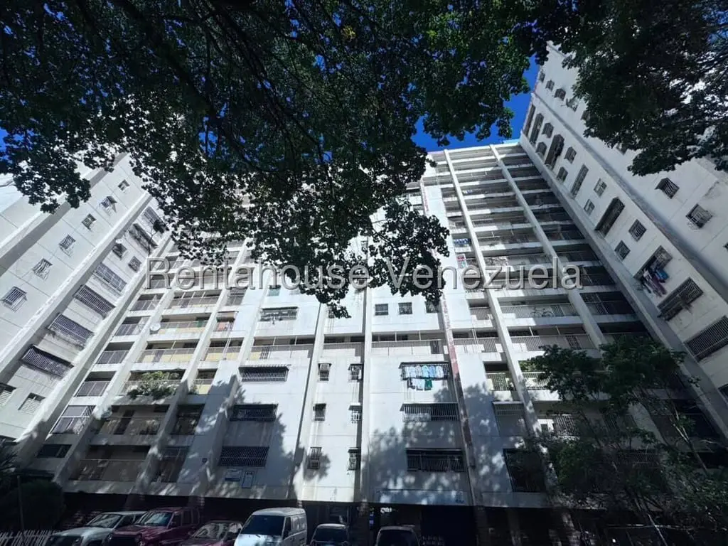 Apartment in El Valle, Caracas - 1