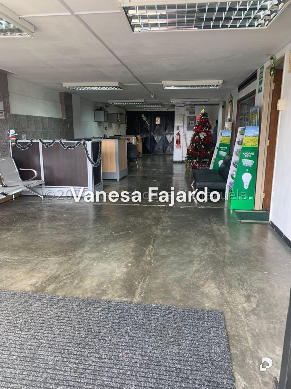Edificio en La Florida, Caracas – 13