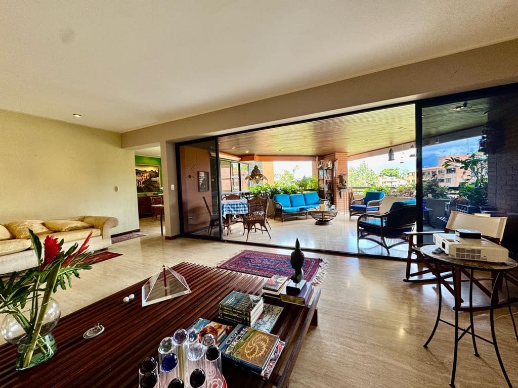 Apartamento en Alto Hatillo, Caracas - 1