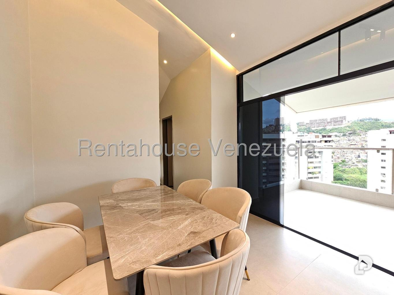 Apartamento en Santa Fe Norte, Caracas – 13