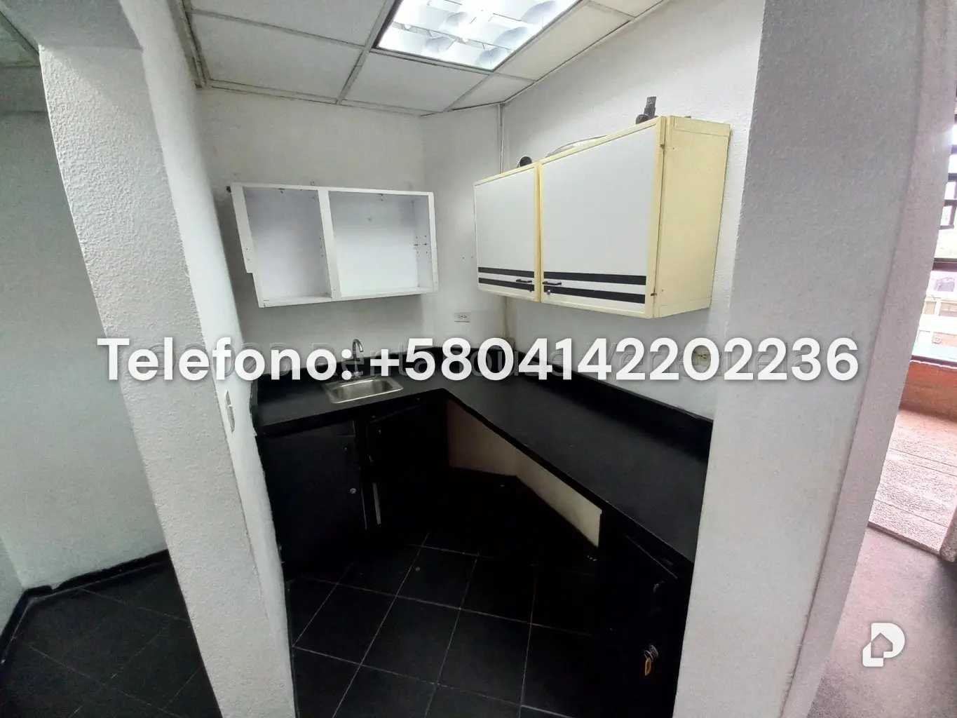 Oficina en Las Mercedes, Caracas – 25