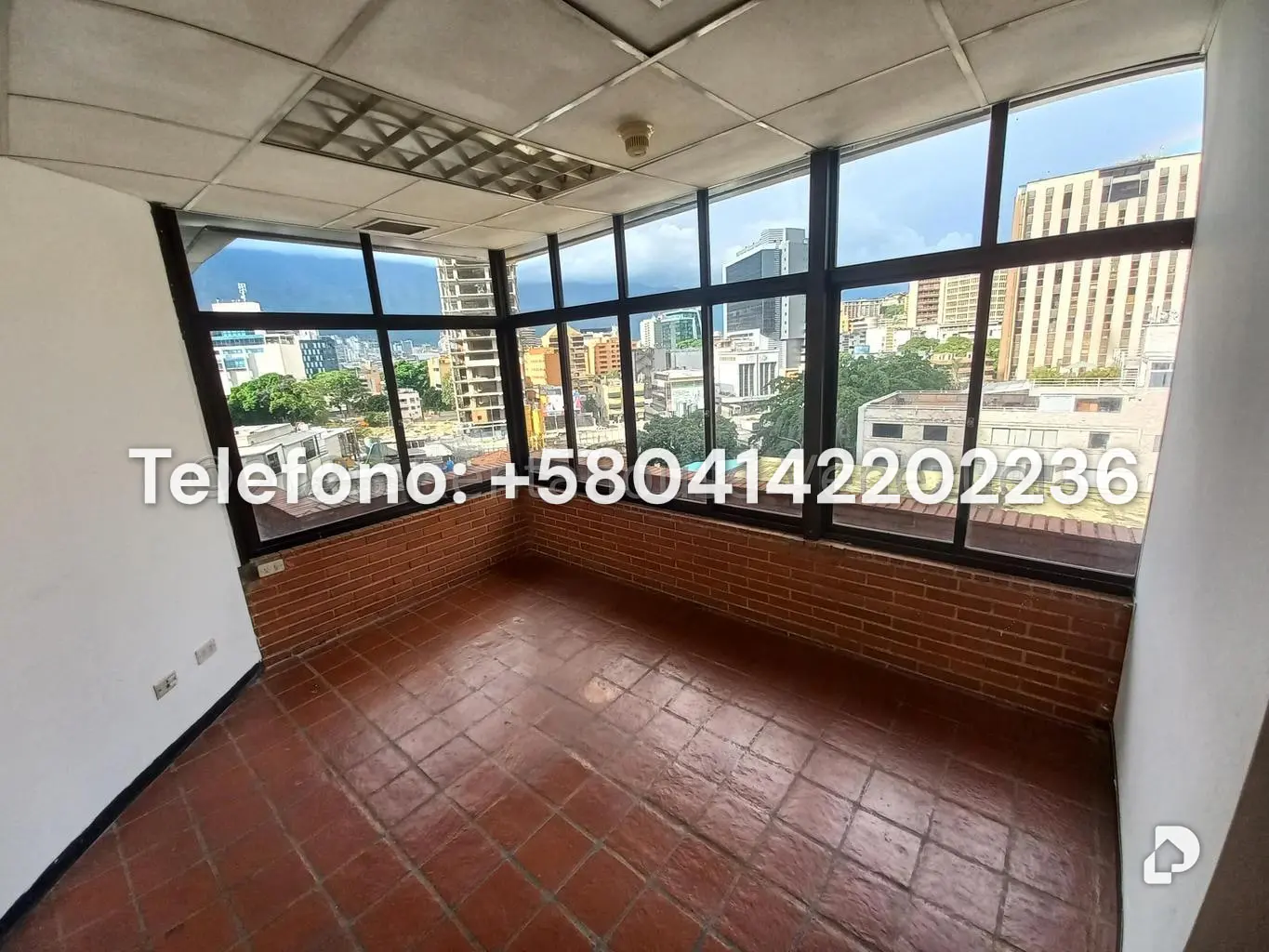 Oficina en Las Mercedes, Caracas – 10