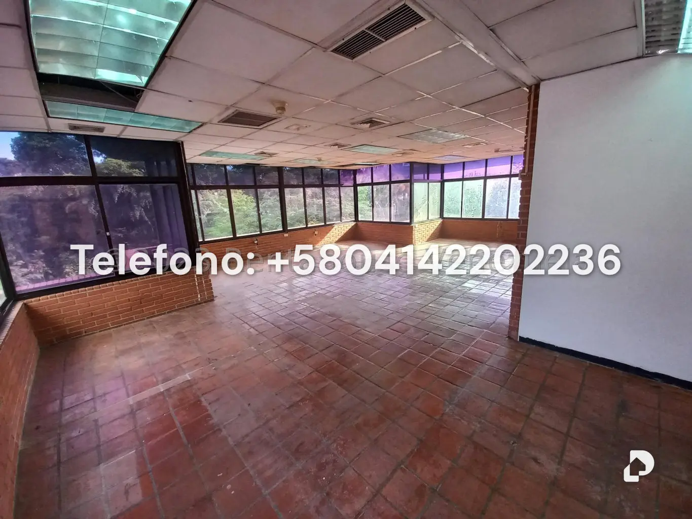 Oficina en Las Mercedes, Caracas – 18