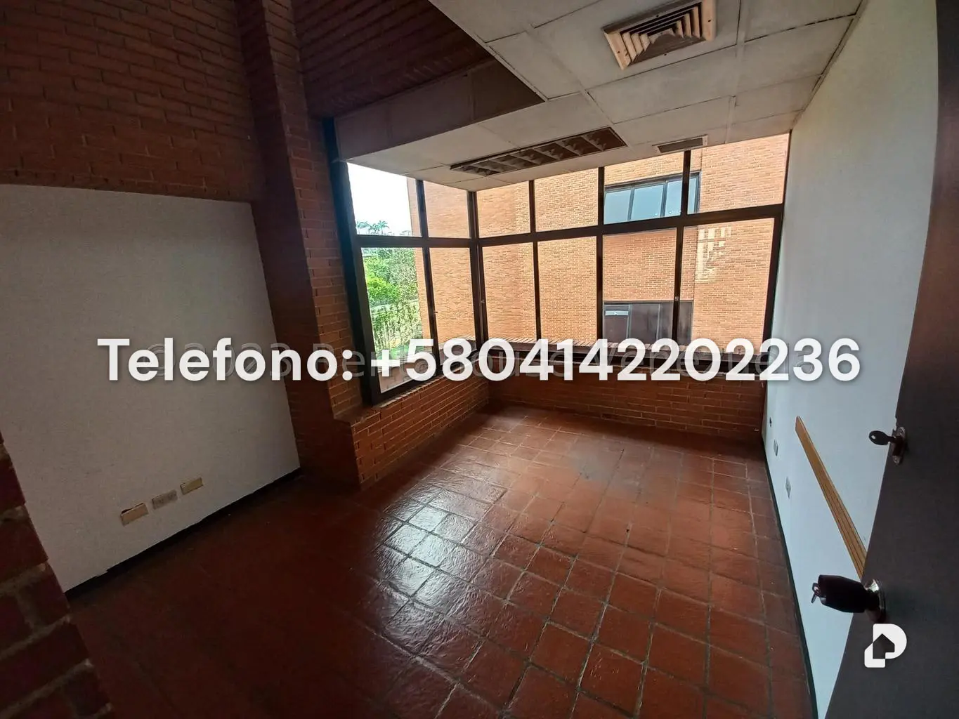 Oficina en Las Mercedes, Caracas – 9