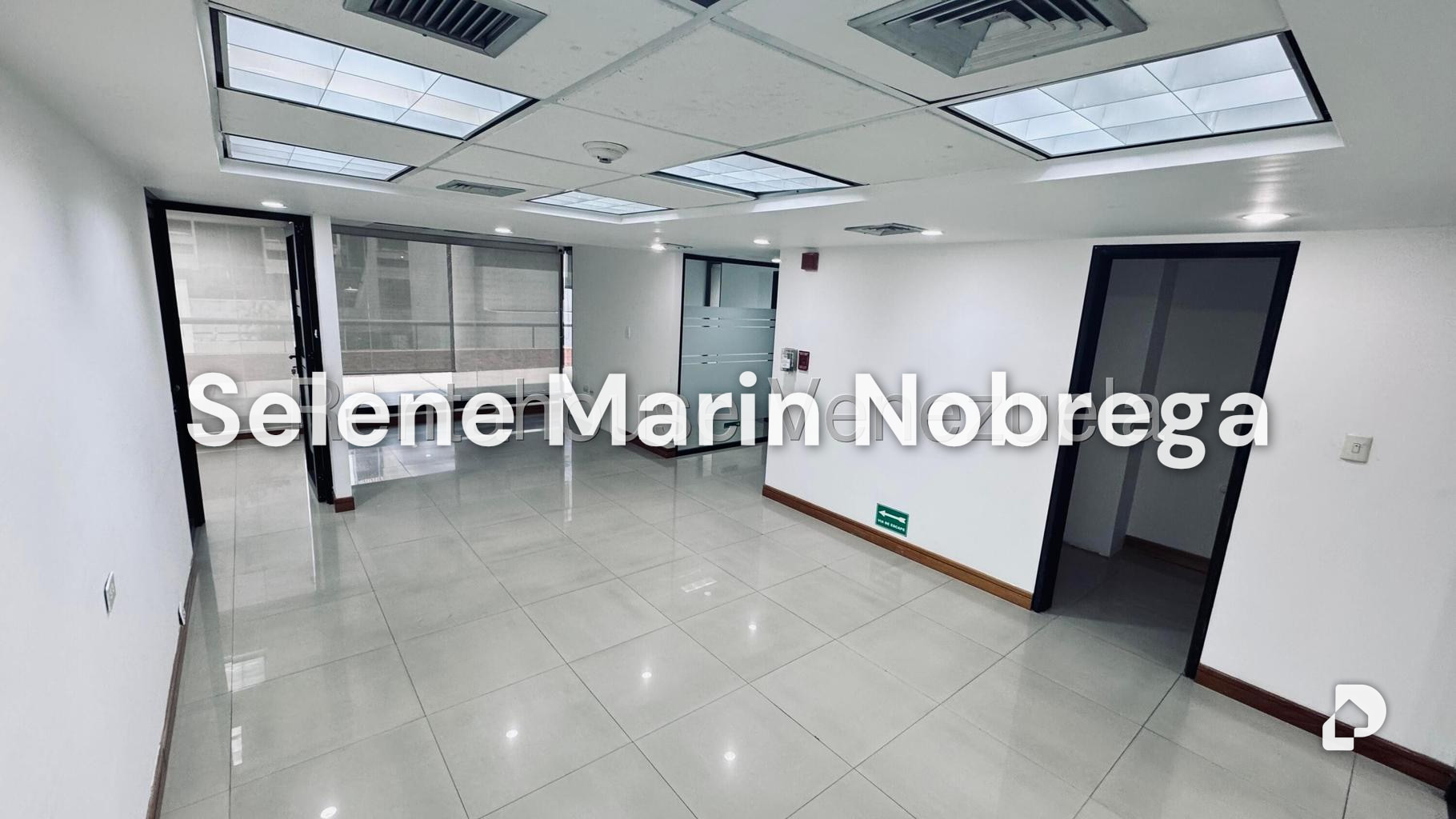 Oficina en El Rosal, Caracas – 12