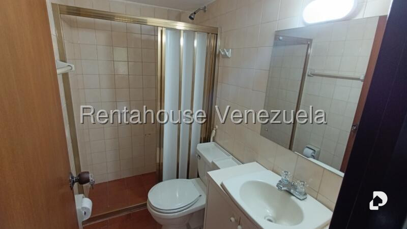 Apartamento en Altamira, Caracas – 16