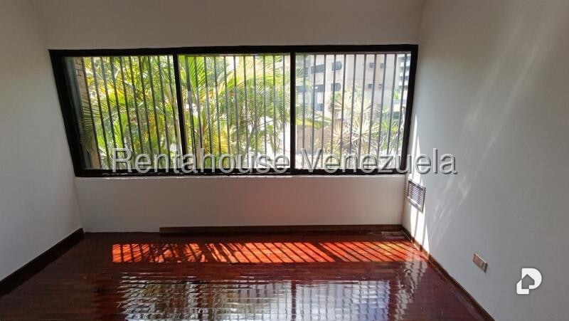 Apartamento en Altamira, Caracas – 19