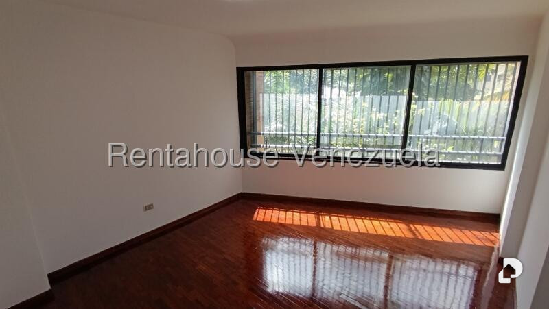 Apartamento en Altamira, Caracas – 28