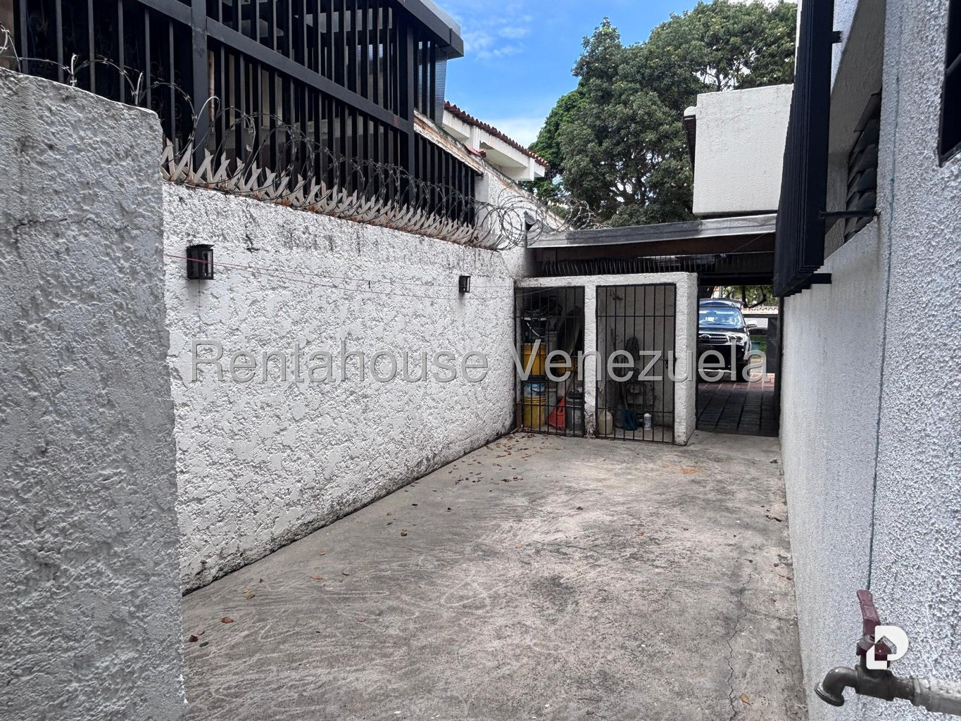 House in Montalbán I, Caracas – 16